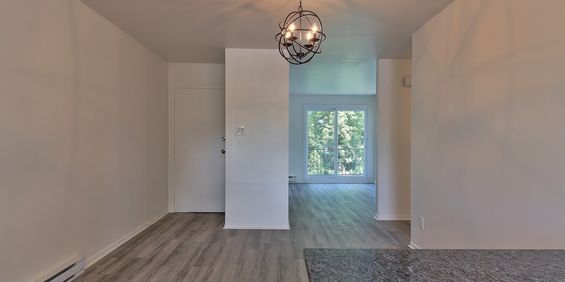 4 1/2 Style-Condo Rénové à Mirabel - Photo 3