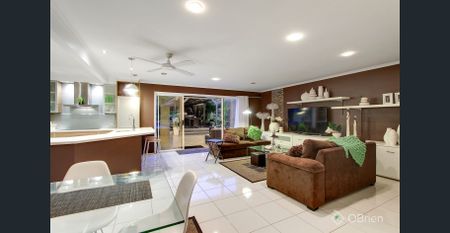 Resort living, Frankston style - Photo 3