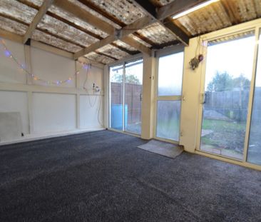 2 bedroom Property to rent - Photo 5