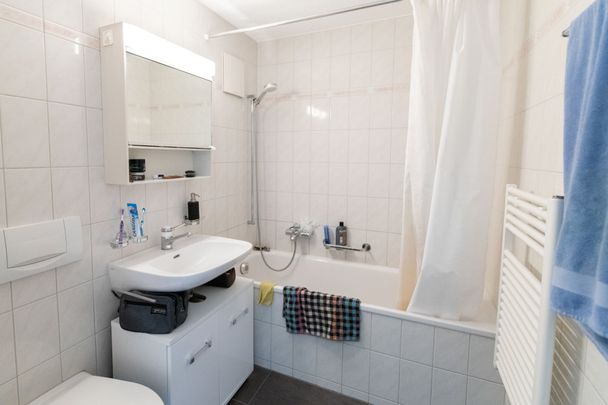 2.5 Zimmer-Wohnung mit Sitzplatz - Photo 1