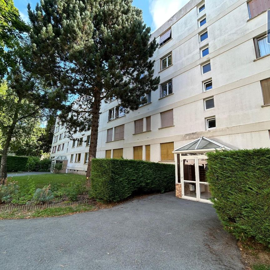 Location Appartement 3 pièces 55m² CLAMART 92140 - Photo 1