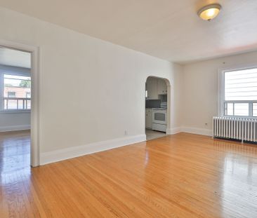 For Lease - 1215 Woodbine Avenue Unit# 2, Toronto, Ontario - Photo 3