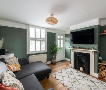 3 bedroom semi-detached house to rent - Photo 5