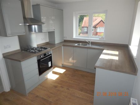 Birchfield Road, Redditch - Photo 2