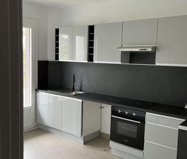 Location Appartement 2 pièces 55m² ANNECY 74000 - Photo 4