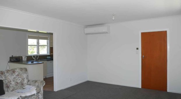 Sunny 4-Bedroom Family Home on Rosetta - Photo 1