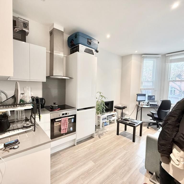 1 bedroom flat to rent - Photo 1