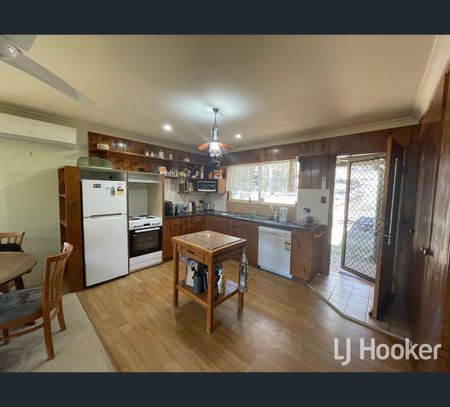 61 Cunningham Lane, Inverell, NSW 2360 - Photo 2