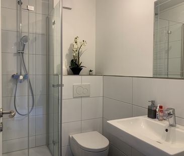 Renovierte 4-Zimmer-Wohnung mit SW-Balkon,2 modernen Bädern und 1Ga... - Photo 6