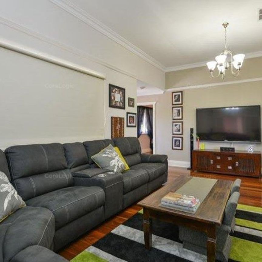 This prominently positioned family home magically combines old world charm with modern day living! - Photo 1