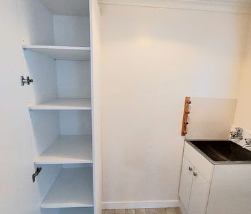Charming 1BR Unit with Garden! - Photo 6