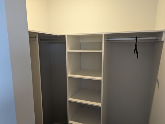 Maddingley - Photo 1