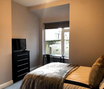 1 bedroom in a house share to rent - Photo 5
