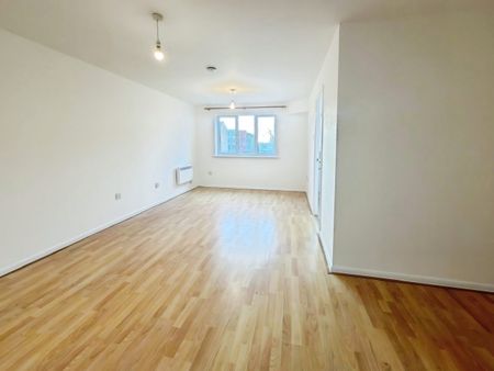 Wingrove Drive, Wingrove Drive, Purfleet-On-Thames, RM19 - Photo 2