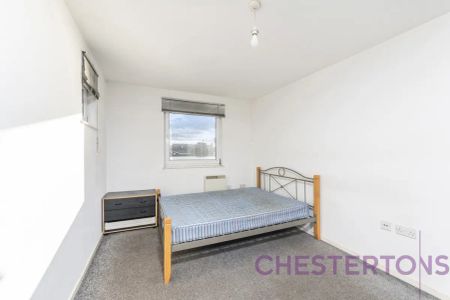 2 bedroom flat in 2 Woolwich Manor Way - Photo 5