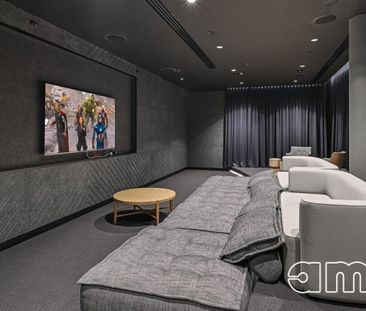 Furnished Victoria One 2 bedroom + 1 bathroom - Photo 2