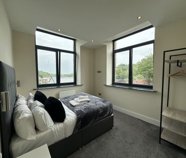 Britannia Road, Huddersfield - Photo 4