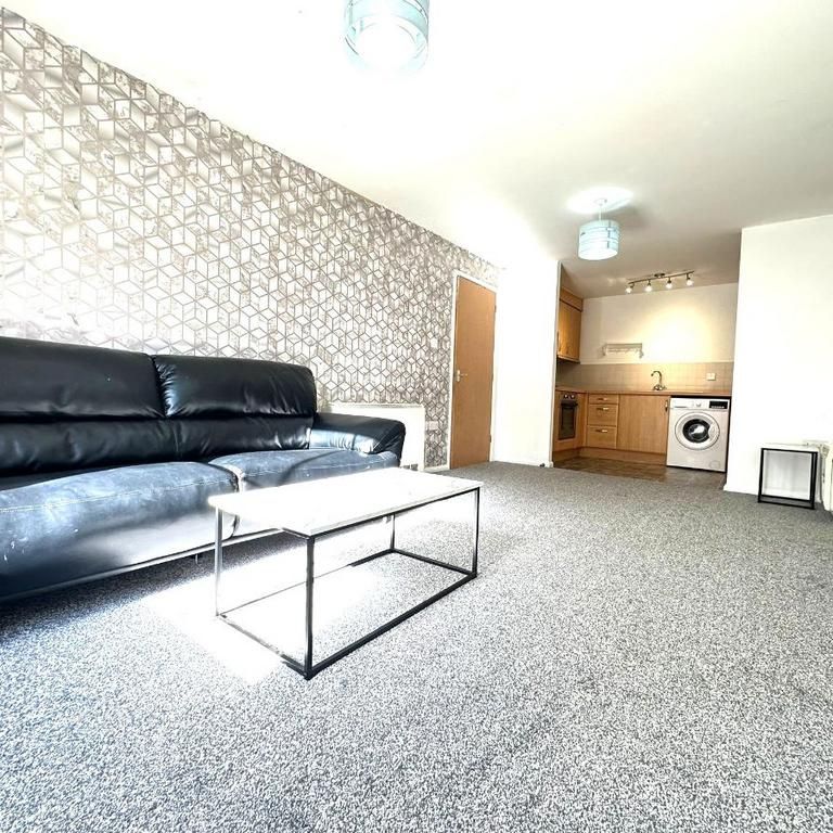 2 bedroom apartment to rent - Photo 1