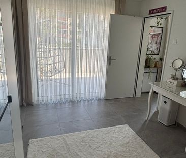 Modern 4.5-room penthouse apartment with balcony, Bülach - Photo 3