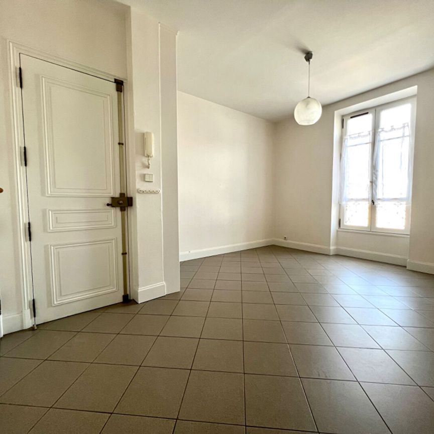 ST GERMAIN EN LAYE - CENTRE VILLE STUDIO 25.87m² - Photo 1
