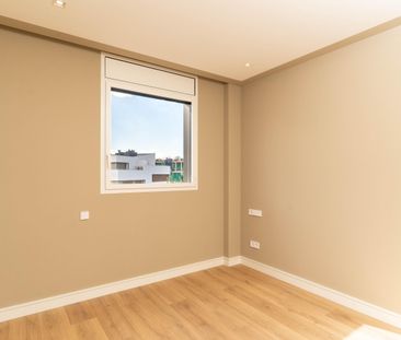 Piso de alquiler en Rda. Jean Monnet 230-238, Sabadell, 230-, Can G... - Photo 3