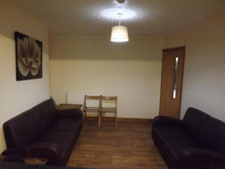 5 bedroom terraced house to rent - Photo 3