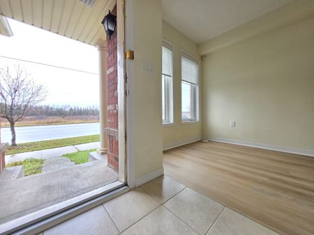 For Lease - 5289 Major Mackenzie Drive, Markham, Ontario - Photo 4
