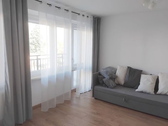 Odległa, 4-pokojowe, 60m2, II piętro, Loggia, Klimatyzacja – zdjęcie 1