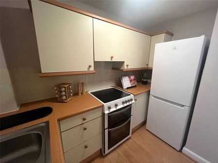 1 bedroom apartment to rent - Photo 5