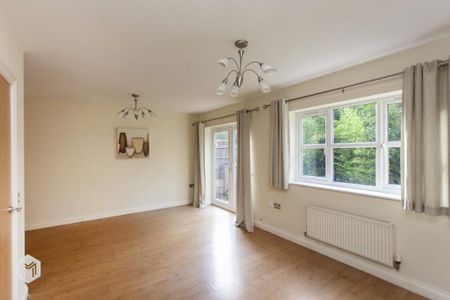 3 bedroom detached house to rent - Photo 2