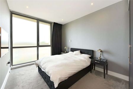 Modern two bedroom apartment set within a portered block with off street parking. - Photo 2