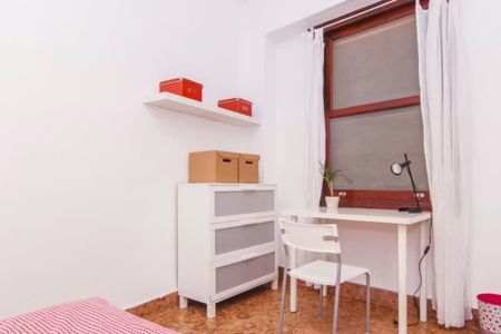 Carrer de Sant Vicent Màrtir, Valencia, Valencian Community 46002 - Photo 4