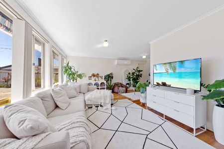 Home For Rent - Photo 2