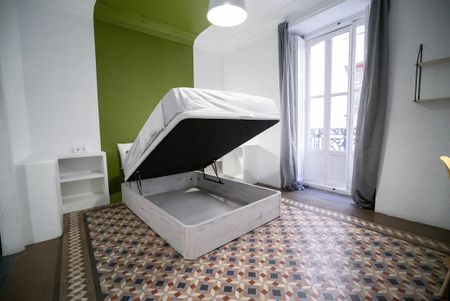 Carrer de lAlmudí, Valencia, Valencian Community 46003 - Photo 3