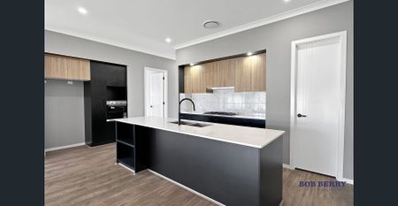 Premium Four-Bedroom Family Home in a Convenient Location - Photo 4