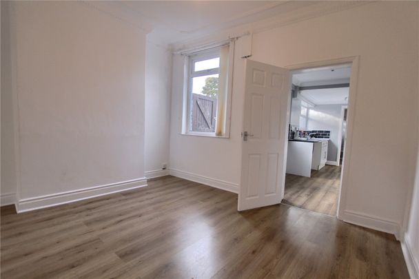 2 bed end of terrace house to rent in Haymore Street, Middlesbrough, TS5 - Photo 1