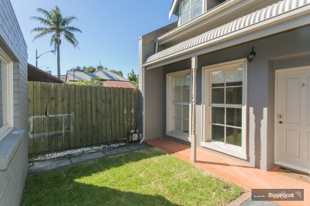 5/24 Green Street, Prahran VIC 3181 - Apartment For Rent | Domain - Photo 5