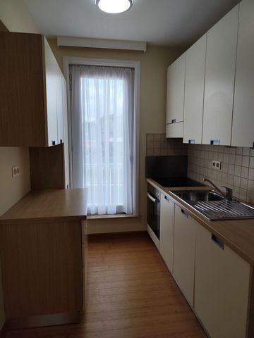 Appartement te huur - Foto 2