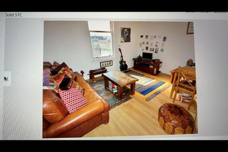 2 Bed Flat, Birch Polygon, M14 - Photo 3