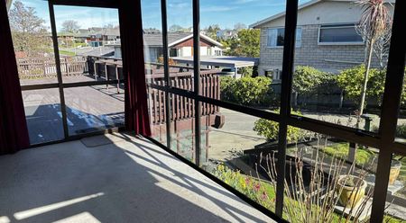 A Great Family Home - Photo 3