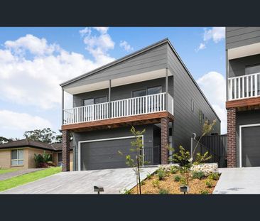 Spacious Four-Bedroom Home with Multiple Ensuites – Ideal for Share... - Photo 4