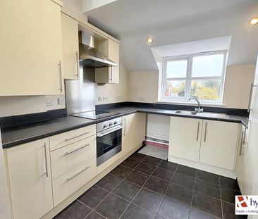 16 Cleworth Court, Atherton, M46 9QZ, M46 9QZ - Photo 2