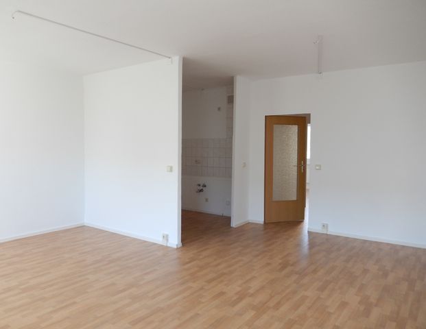 3-Raum-Wohnung mit Balkon und Aufzug - Photo 1