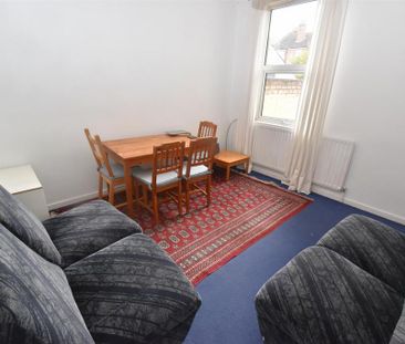 4 bedroom house to rent - Photo 1