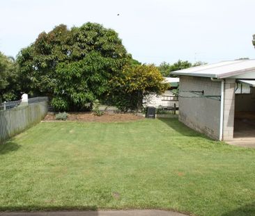 2 BEDROOM HOME WITH SHED - Photo 4