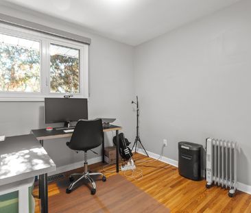 1263 Cobden Road - Photo 6