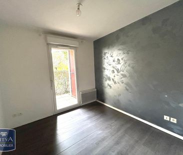 Location Appartement 3 pièces 71m² ST ETIENNE 42000 - Photo 2