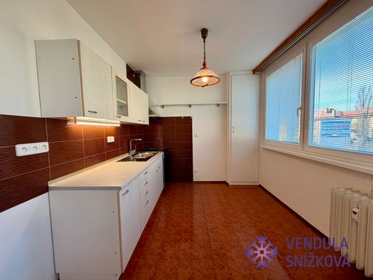 Pronájem bytu 2+1 65 m² - Photo 1