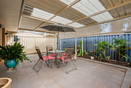 3 x 1 Home in Cooloongup - Photo 5