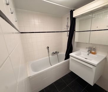Verhuur appartement 2 kamers, 74m² - Photo 3